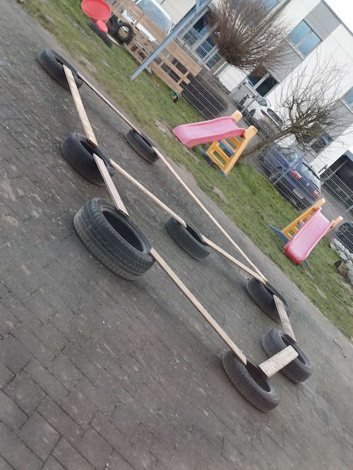 Straßen bauen aus Holz